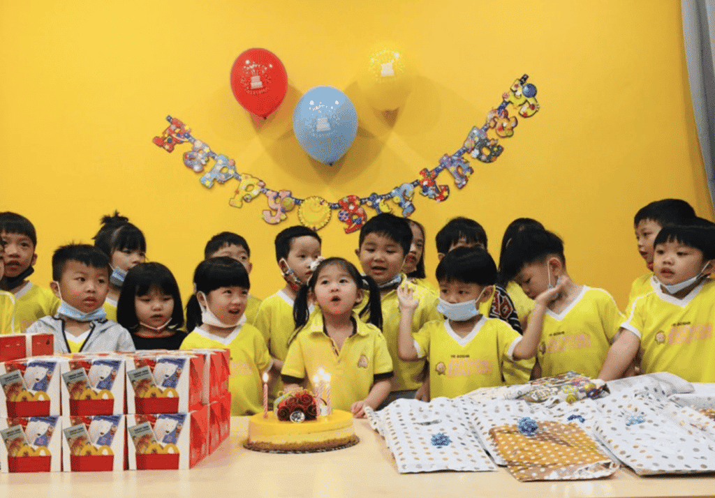 情感建立与人际互动发展 Malaysia Preschool Yelaoshr